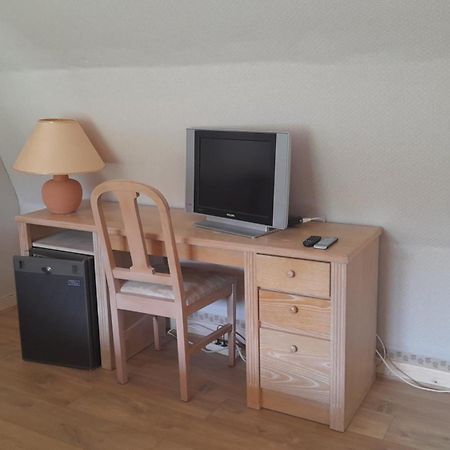 Chambre D'Hote Dans Le Cantal Vallee De La Maronne 圣马丹-瓦尔姆鲁 外观 照片