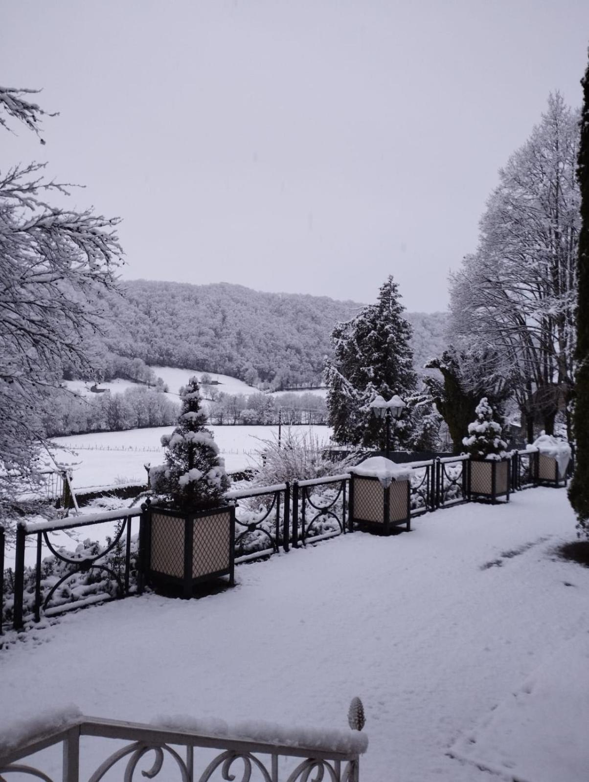 Chambre D'Hote Dans Le Cantal Vallee De La Maronne 圣马丹-瓦尔姆鲁 外观 照片